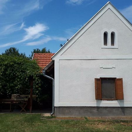 Kali 120 Villa Tagyon Buitenkant foto