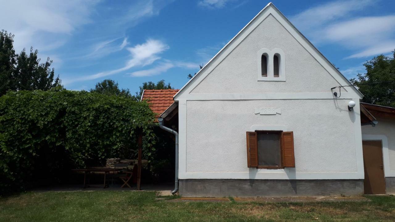 Kali 120 Villa Tagyon Buitenkant foto