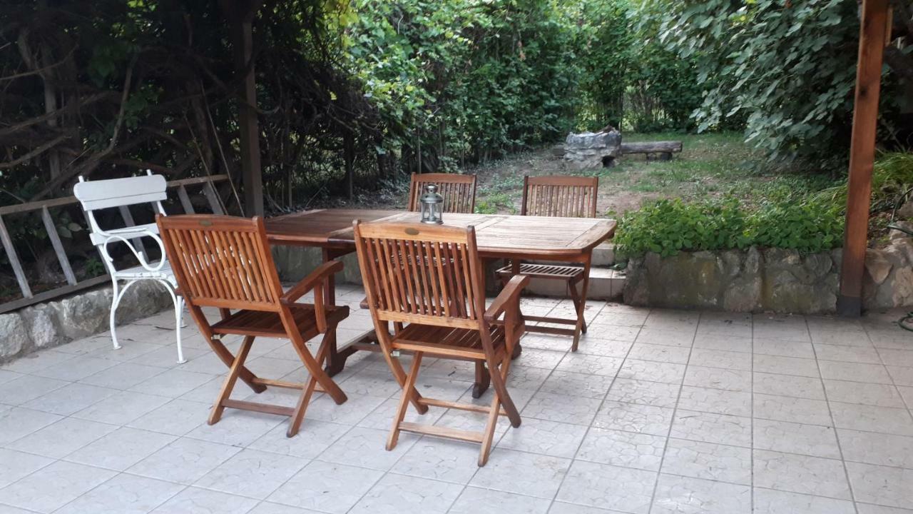 Kali 120 Villa Tagyon Buitenkant foto